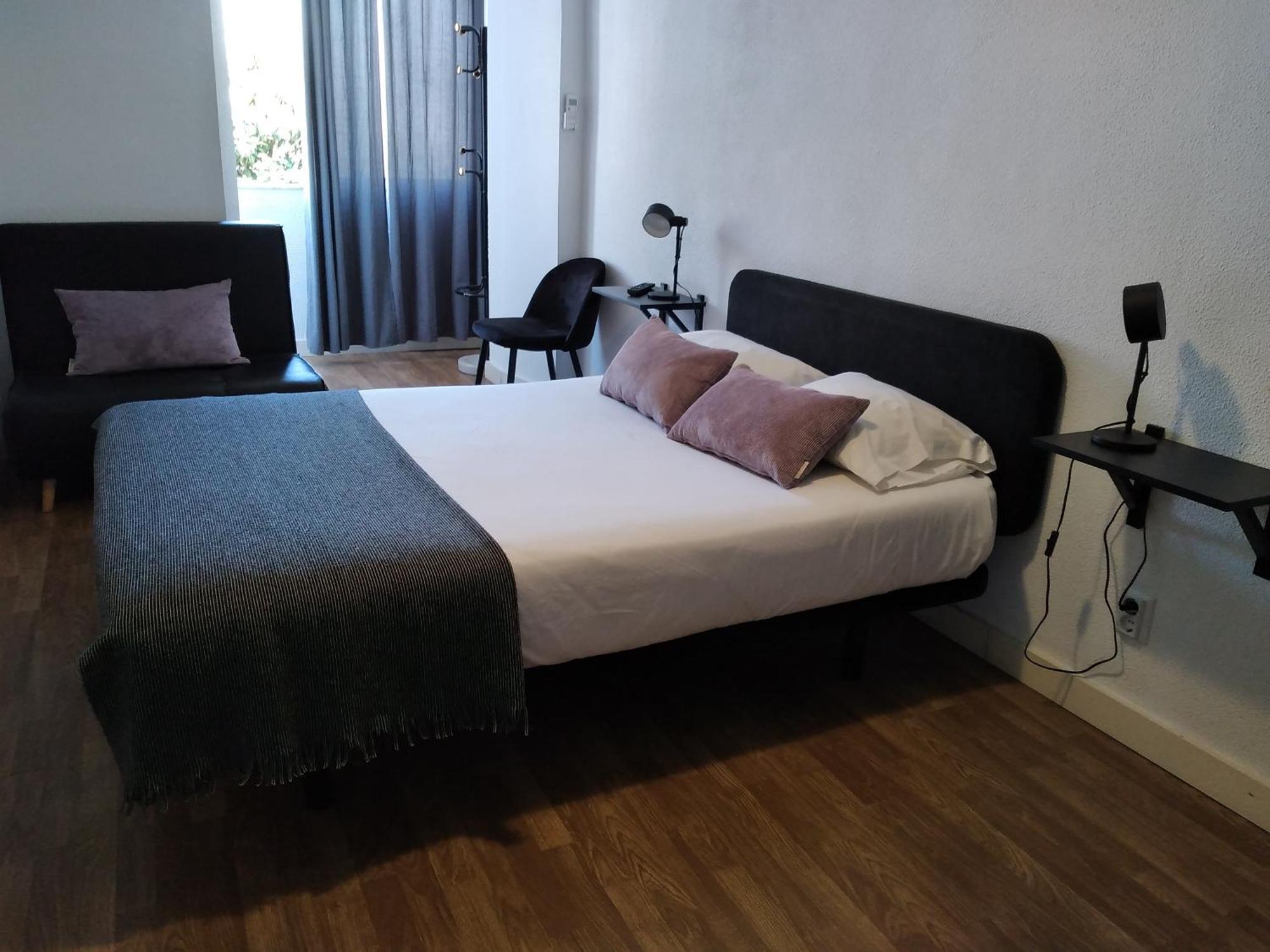 Tmj Beb Bed & Breakfast Oporto