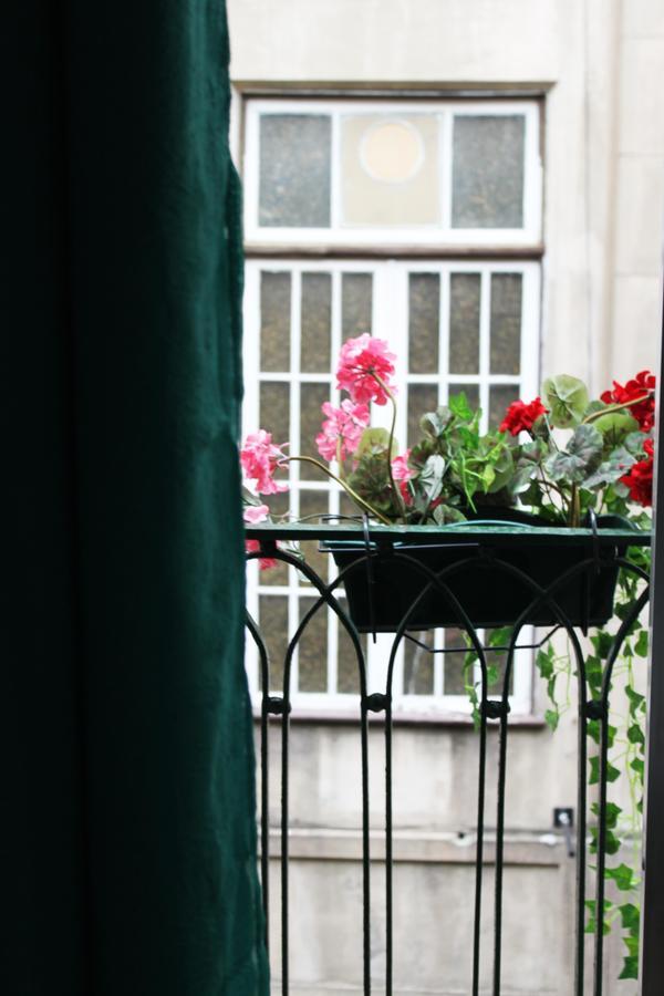 Bed & Breakfast Tmj Beb Oporto